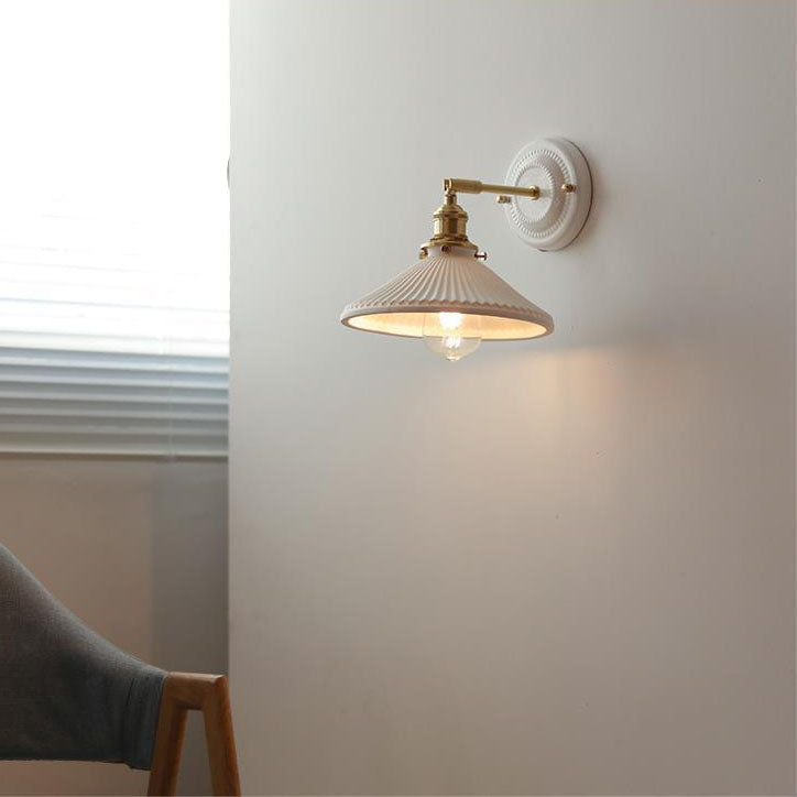 Vintage Japanse Keramiek Messing 1-Licht Wandlamp