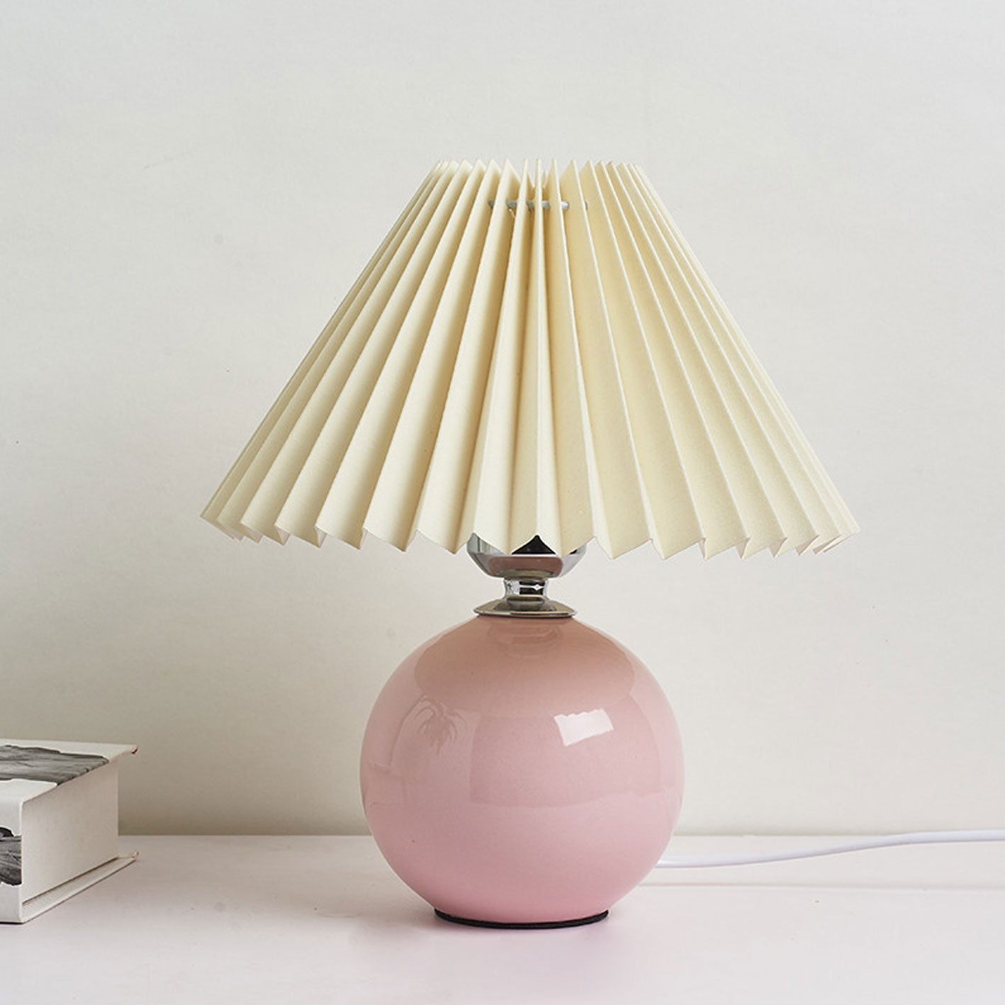 Nordic Ceramic Pleated Table Light | 1-Lamp