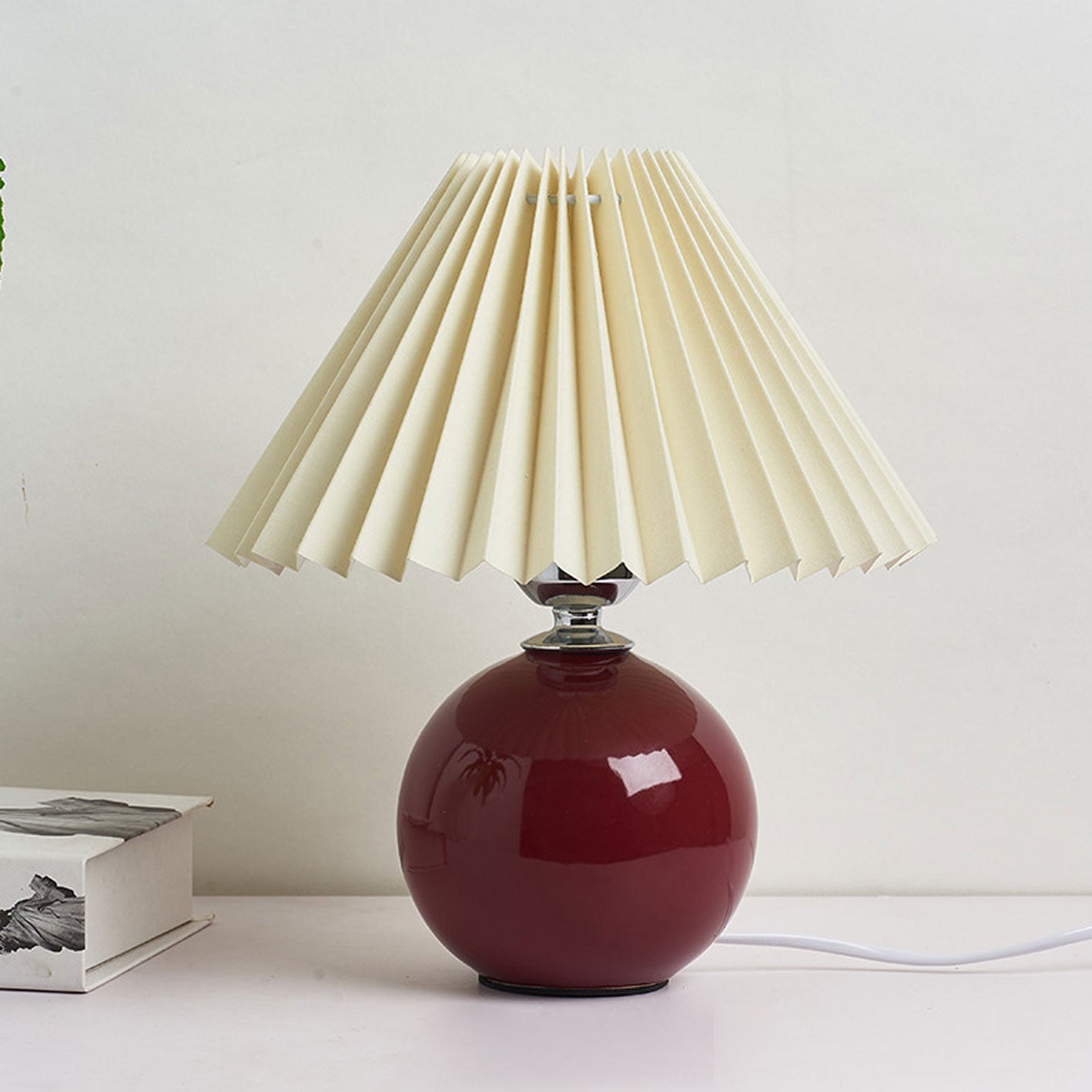 Nordic Ceramic Pleated Table Light | 1-Lamp
