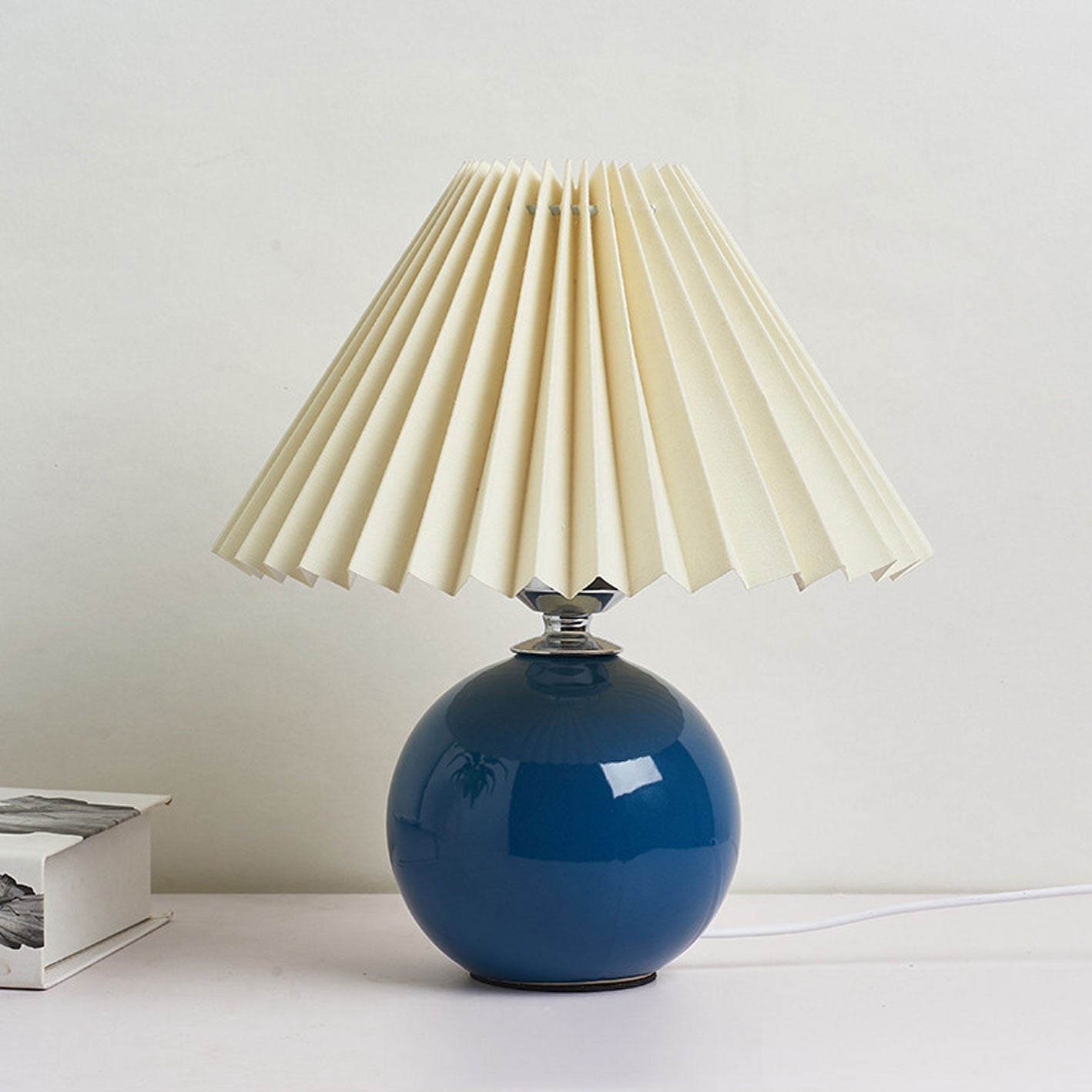 Nordic Ceramic Pleated Table Light | 1-Lamp