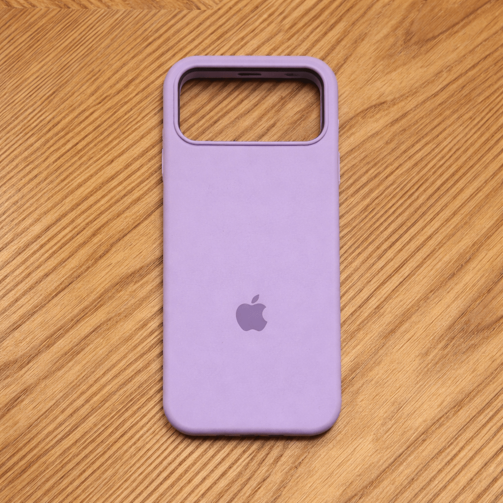 VELVIGUARD – MagSafe-compatibele Silikonhoes met Zachte Aanraakoppervlak voor iPhone