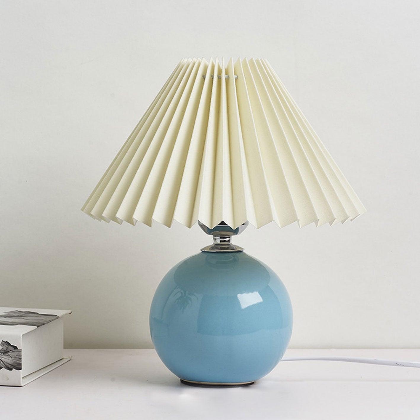 Nordic Ceramic Pleated Table Light | 1-Lamp