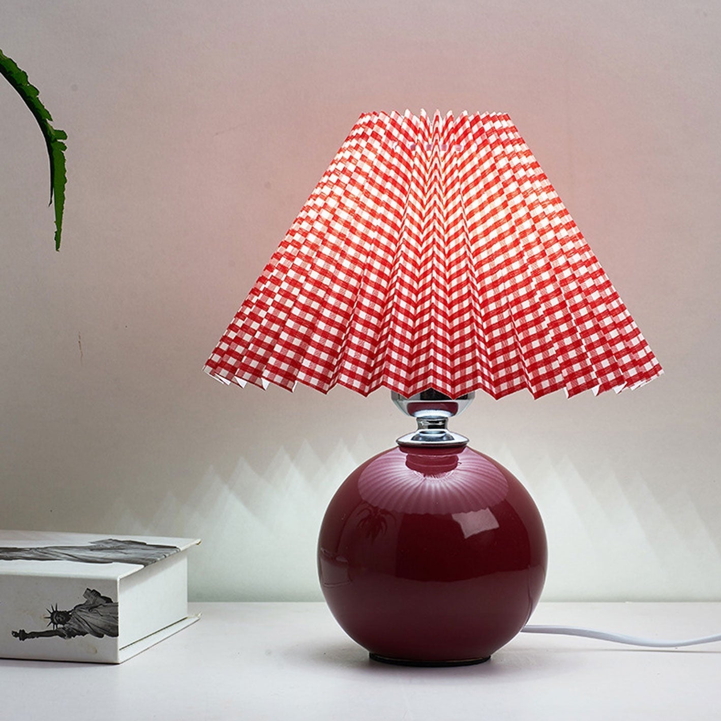 Nordic Ceramic Pleated Table Light | 1-Lamp