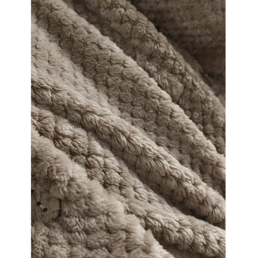 Fleecejack met capuchon in de mode voor winter 2026 - WinterFleeceLux