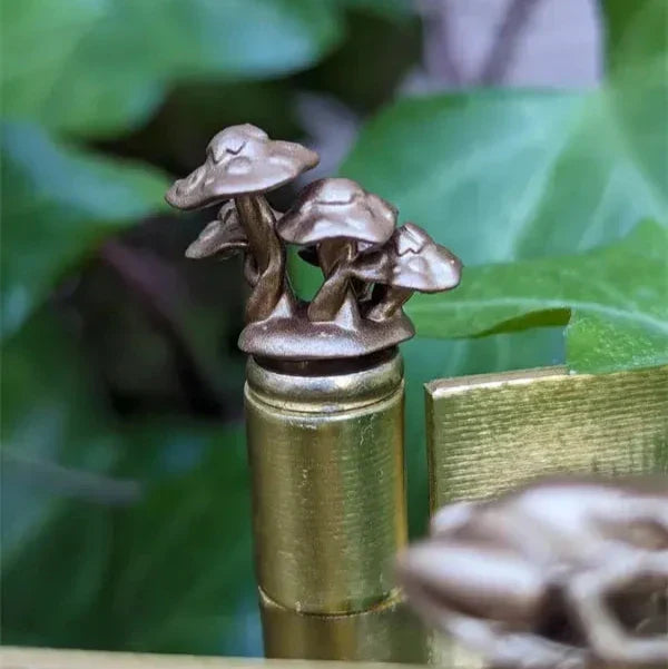 HingeCraft - Denkbeeldige Hoofdsculptuur