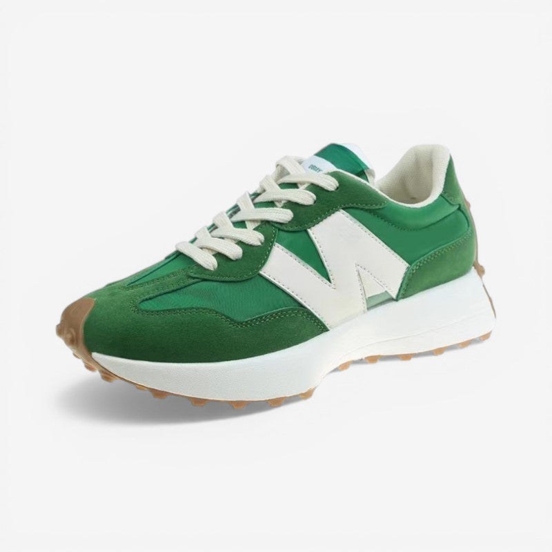 Denis – Sneakers met veters, spitse neus en antislipzool