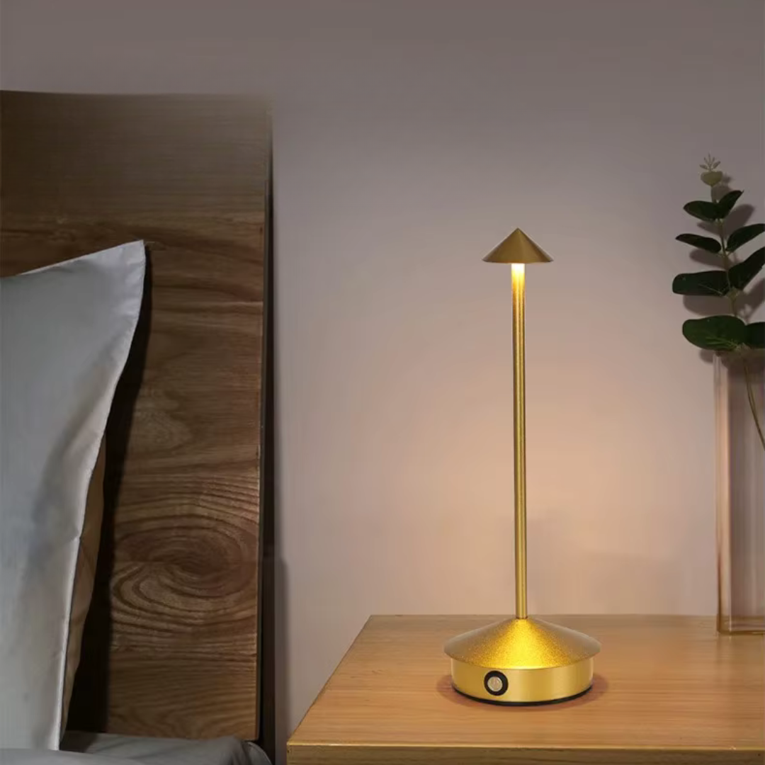 Moderne Aluminium Kegel LED Accu Tafellamp 1-Licht
