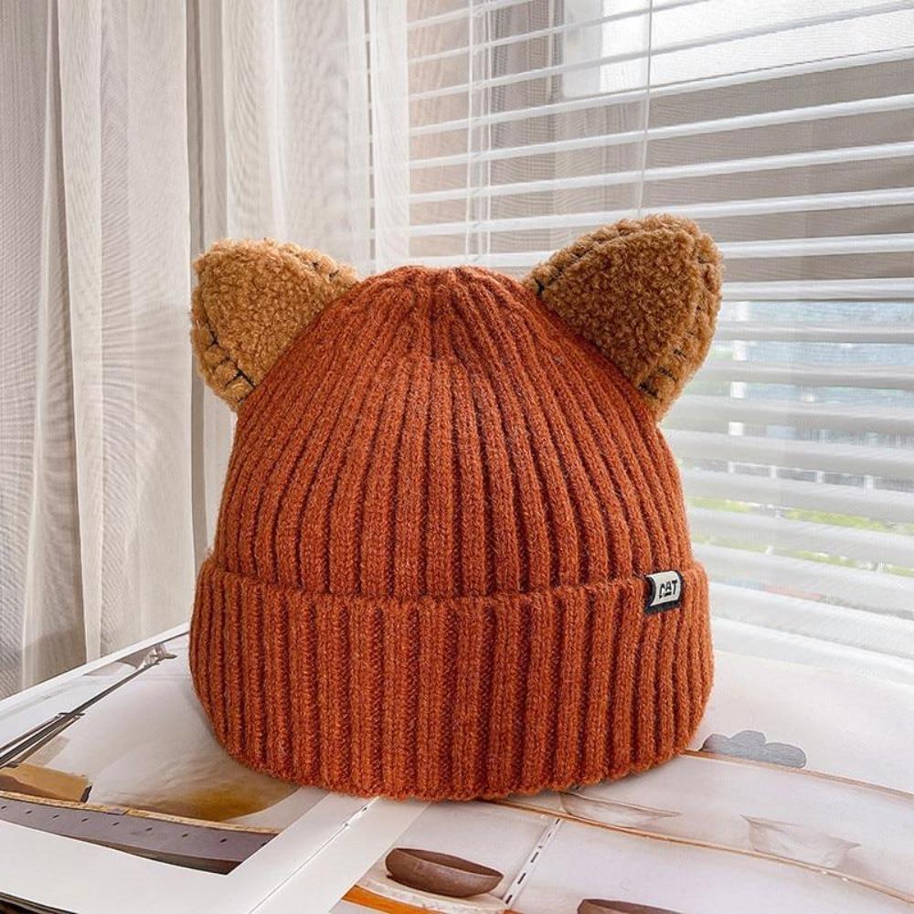 Kattenoor Wintermuts CosyCharm – Zachte gebreide muts voor dames met speelse uitstraling