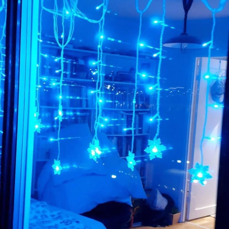 LED Kerst Gordijnverlichting – Decoratieve en Herbruikbare Feestverlichting