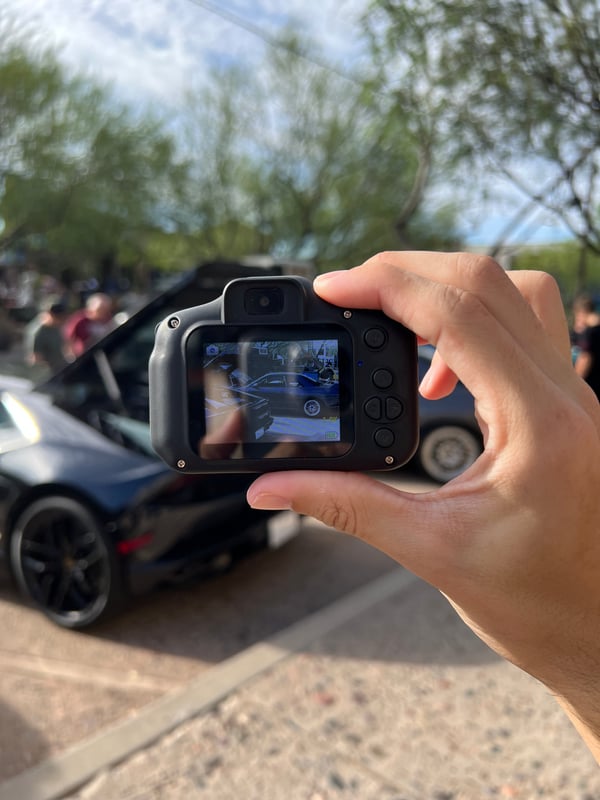 Mini Digitale Filmcamera met Gratis Geheugenkaart, Mobiele Overdracht, Compact Ontwerp – 8MP Retropix Camera voor Eenvoudige Fotografie onderweg