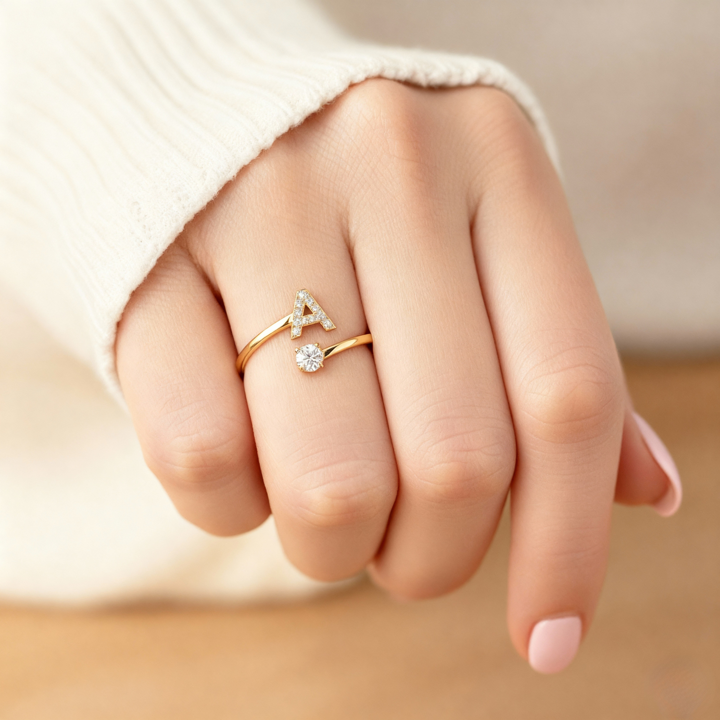 MonoCharm | Verstelbare Initial Ring Classic met Cadeau Doos en Kaart Bericht