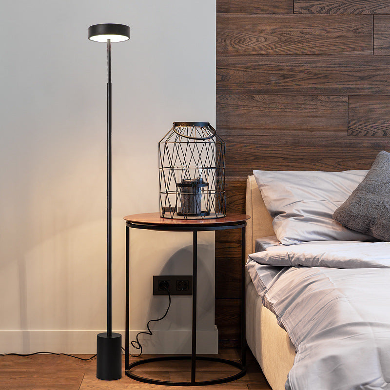 Contemporary Scandinavische Ronde IJzeren LED Staande Vloerlamp Voor Slaapkamer