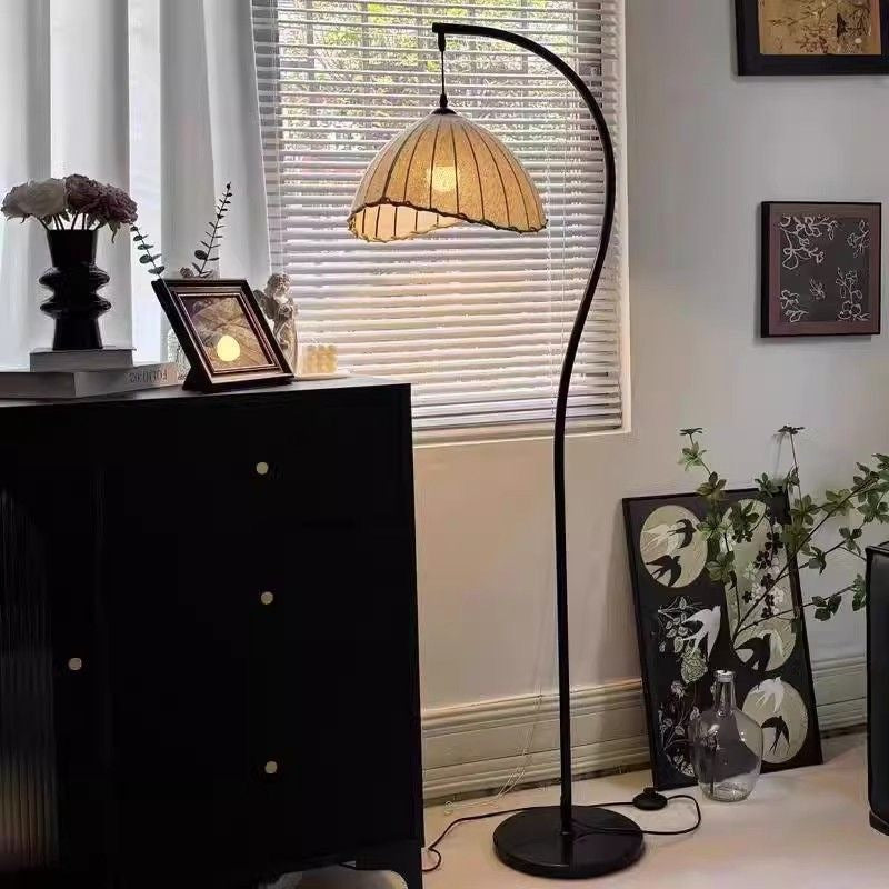 Vintage Booglamp met Stoffen Lampenkap – Klassieke Staande Vloerlamp