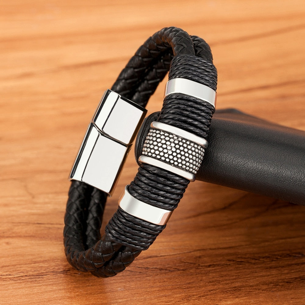 Armband in gevlochten leerstijl