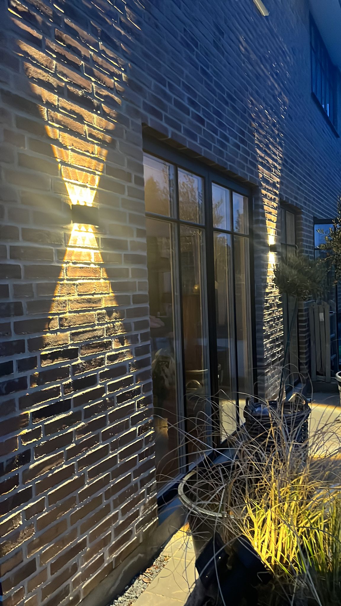 Ortelo 6W 17cm Wandlamp Zwart