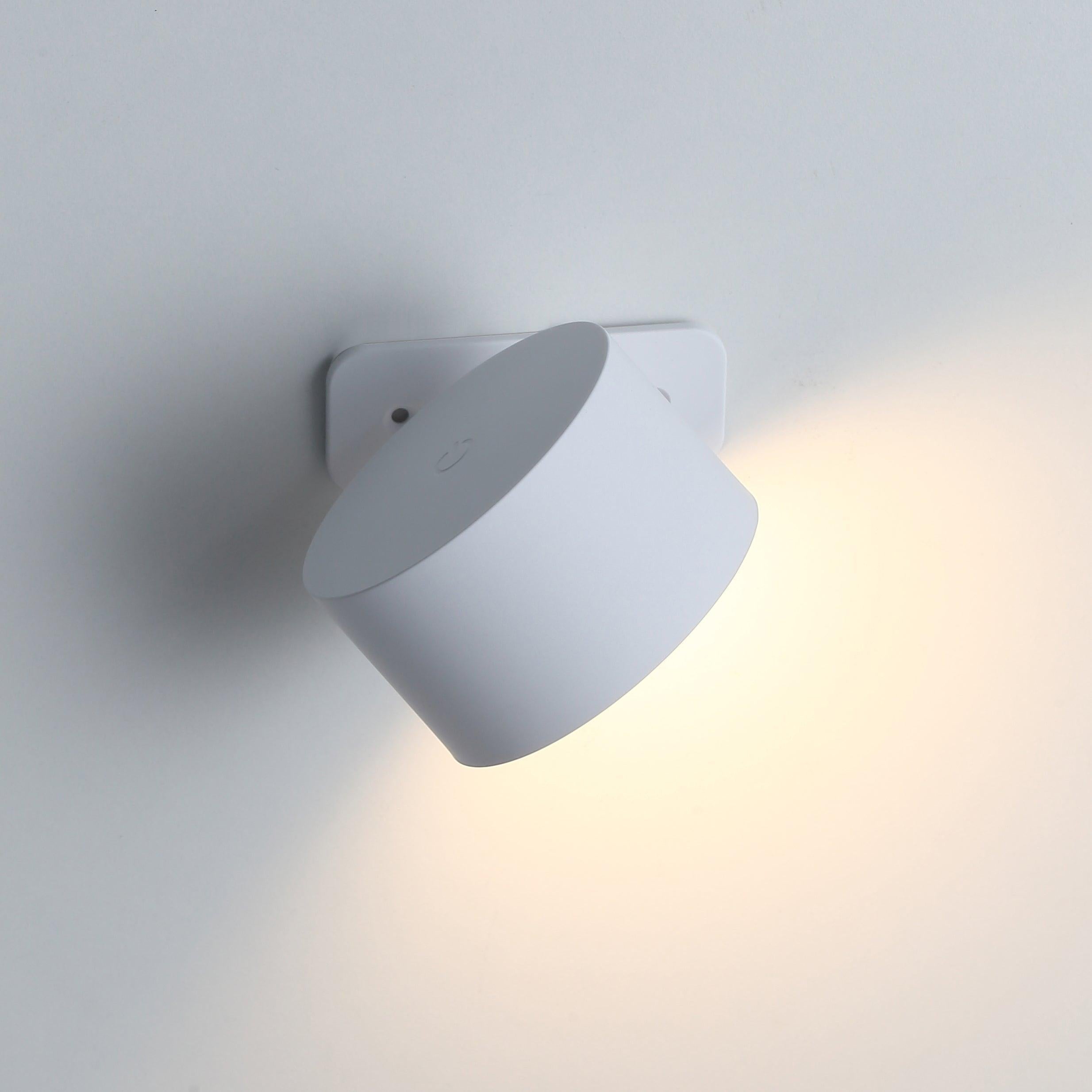 Ticky Magnetische Wandleuchte Wit