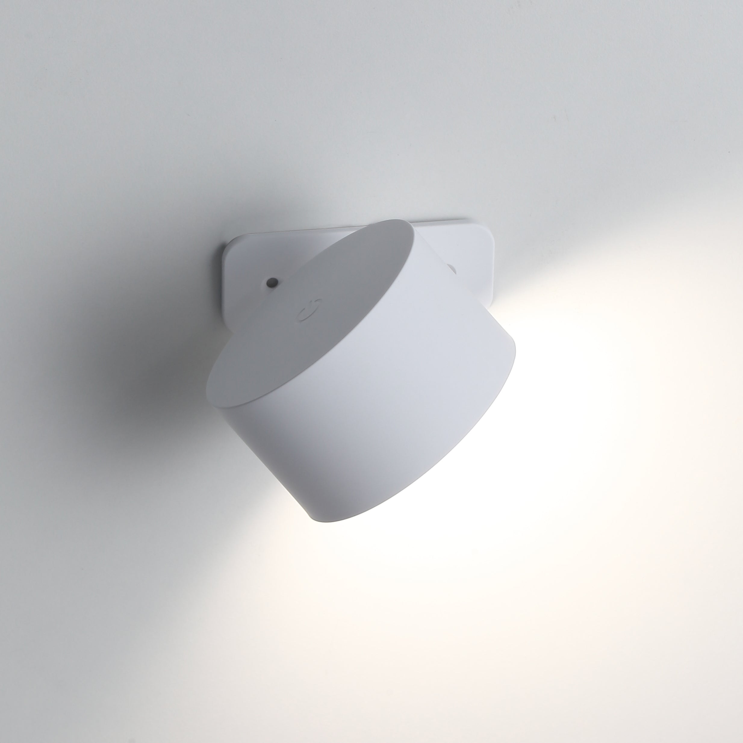 Ticky Magnetische Wandleuchte Wit