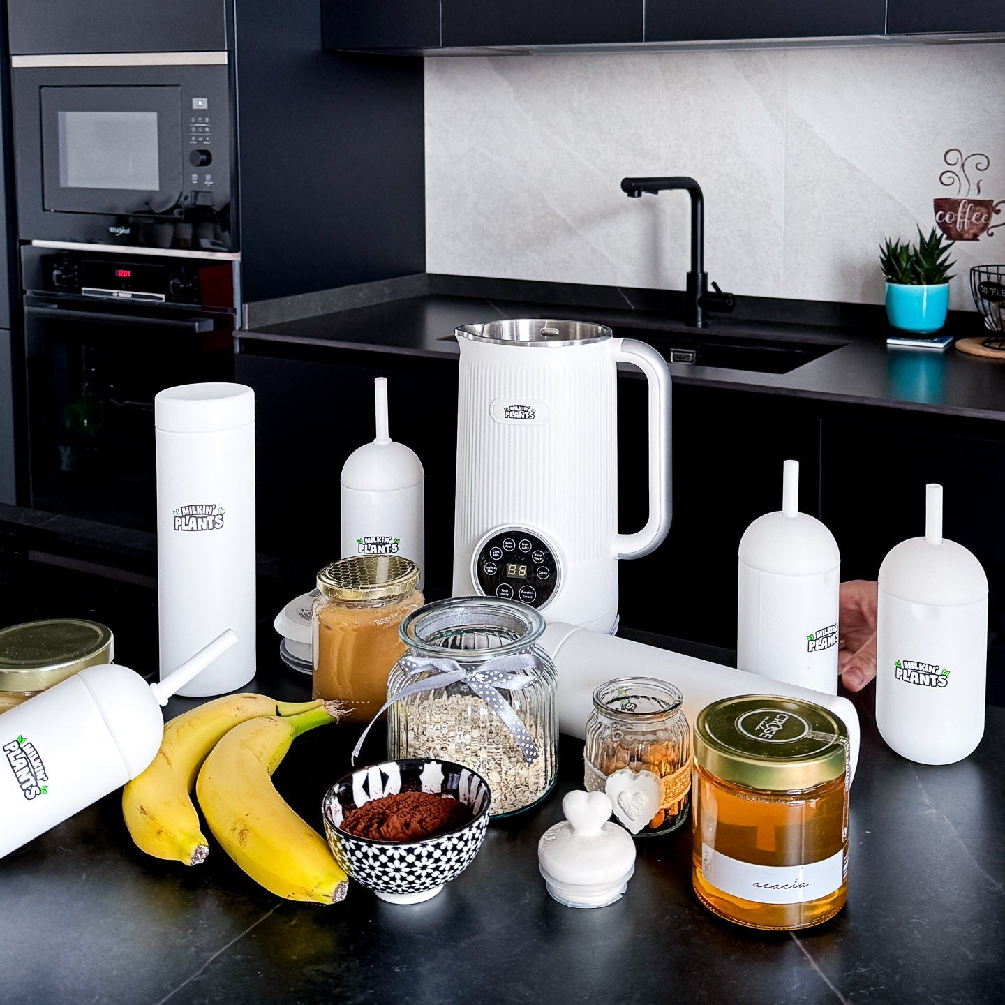 NutriSoy Sojamelk Maker | Veelzijdige Sojabonen Blender & Keukenmachine voor Gezonde Dranken