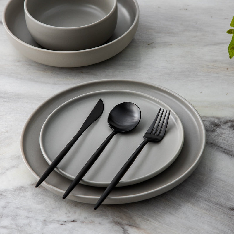 Minimalistisch bestek van roestvrij staal – Elegant in eenvoudig design