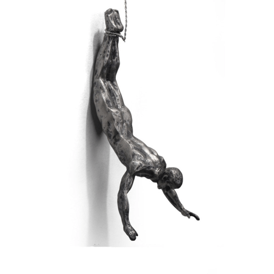 Klimmer Sculptuur – Kunststof/Metaal – Neutraal – Unieke Wanddecoratie