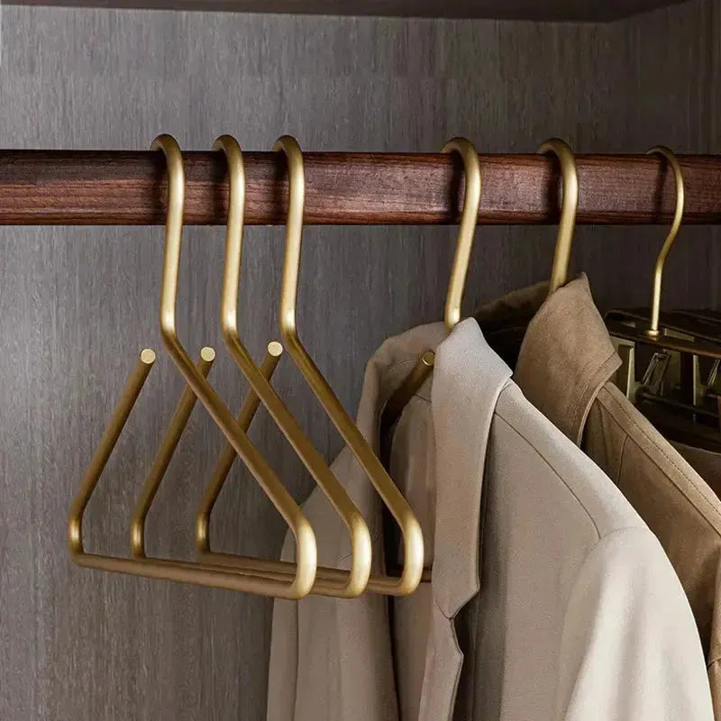 Luxe pakkenmatte kledinghangerset 4 plus 1