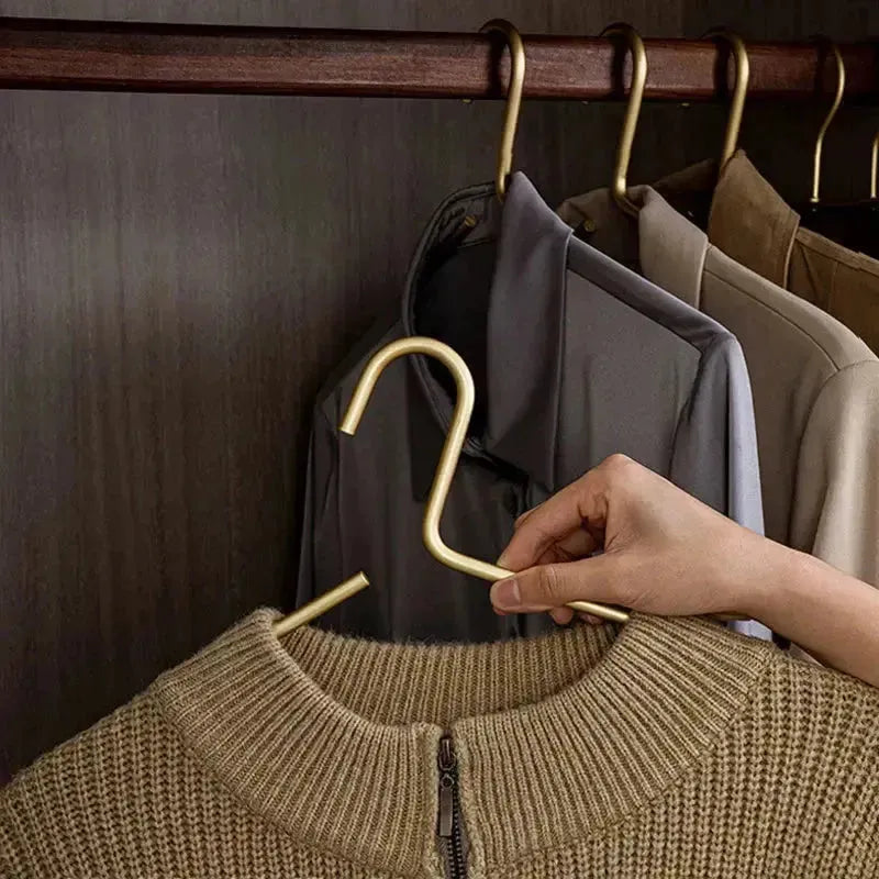 Luxe pakkenmatte kledinghangerset 4 plus 1