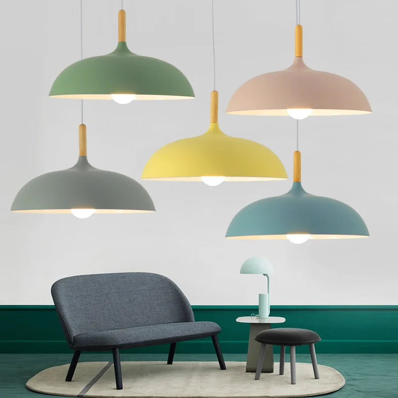 Plafondlamp van Noorse eik
