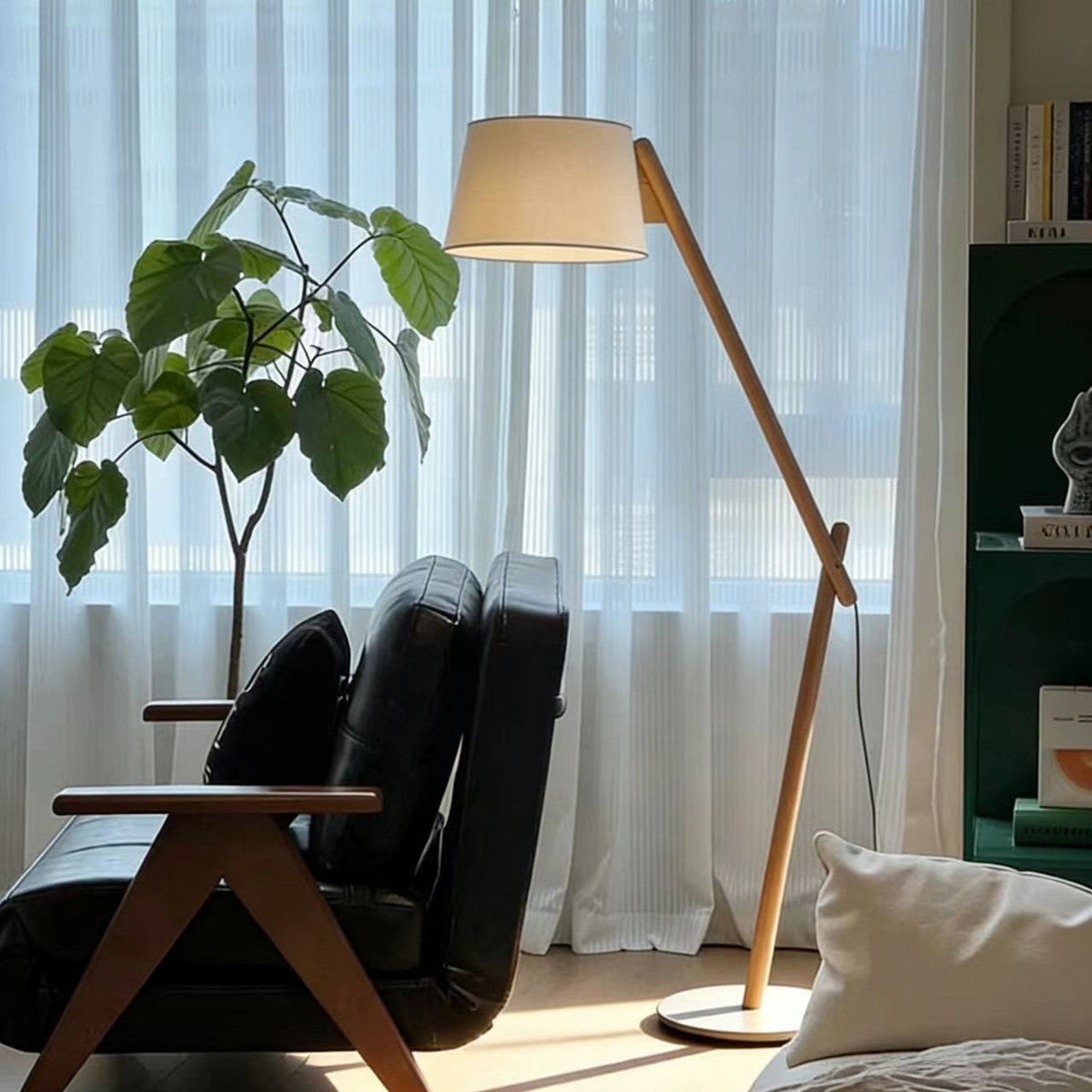 Verstelbare Booglamp – Moderne Vloerlamp met Gebogen Design