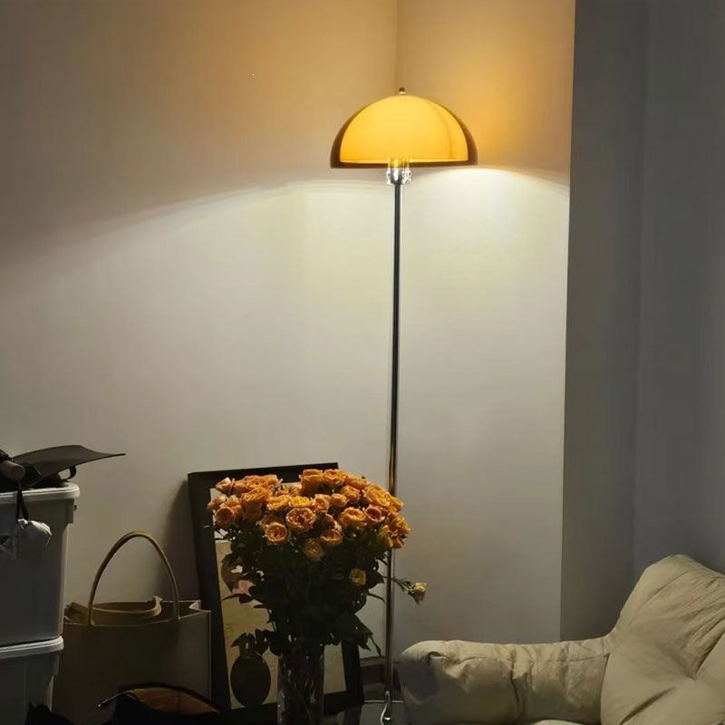 Decoratieve Design Vloerlamp – Sfeervolle Verlichting voor Elk Interieur