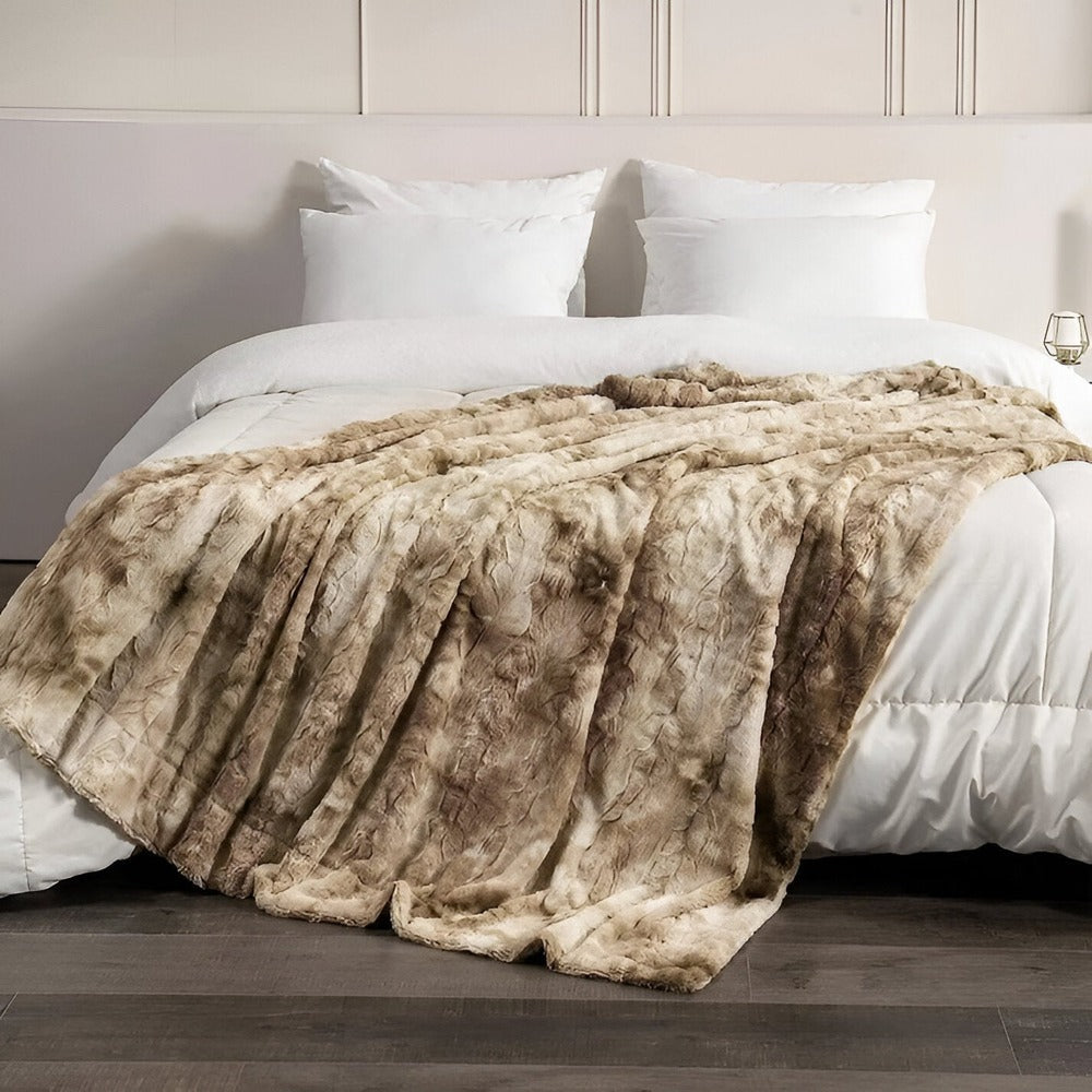Zachte Velours Winterdeken – Warme Koraalfleece Plaid met Batikpatroon