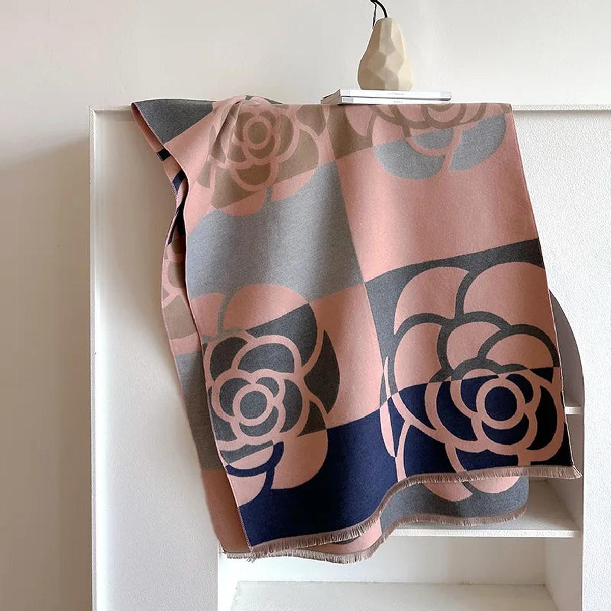 Reversibele Bedrukte Kasjmier Sjaal – Elegant en Warm