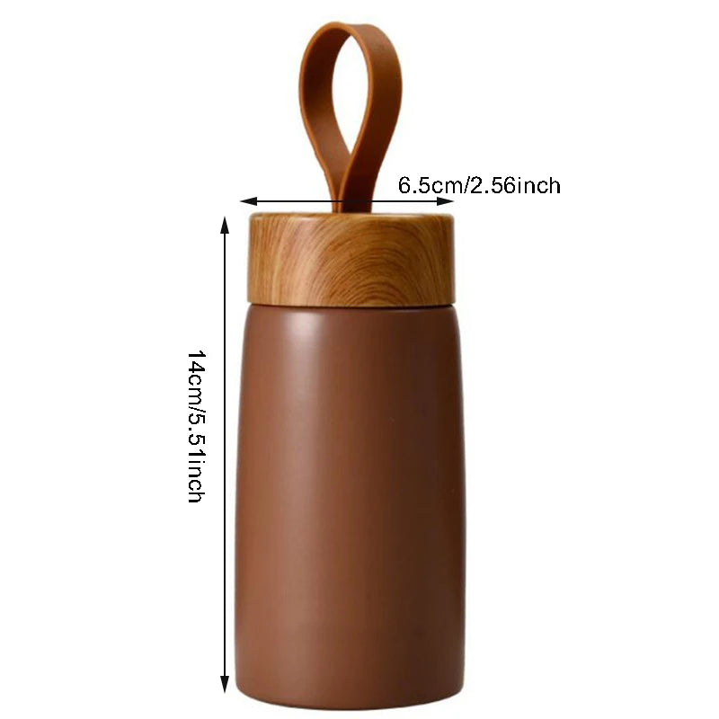 Geïsoleerd Koffiekopje Scandinavische Stijl 6 Uur Warmte