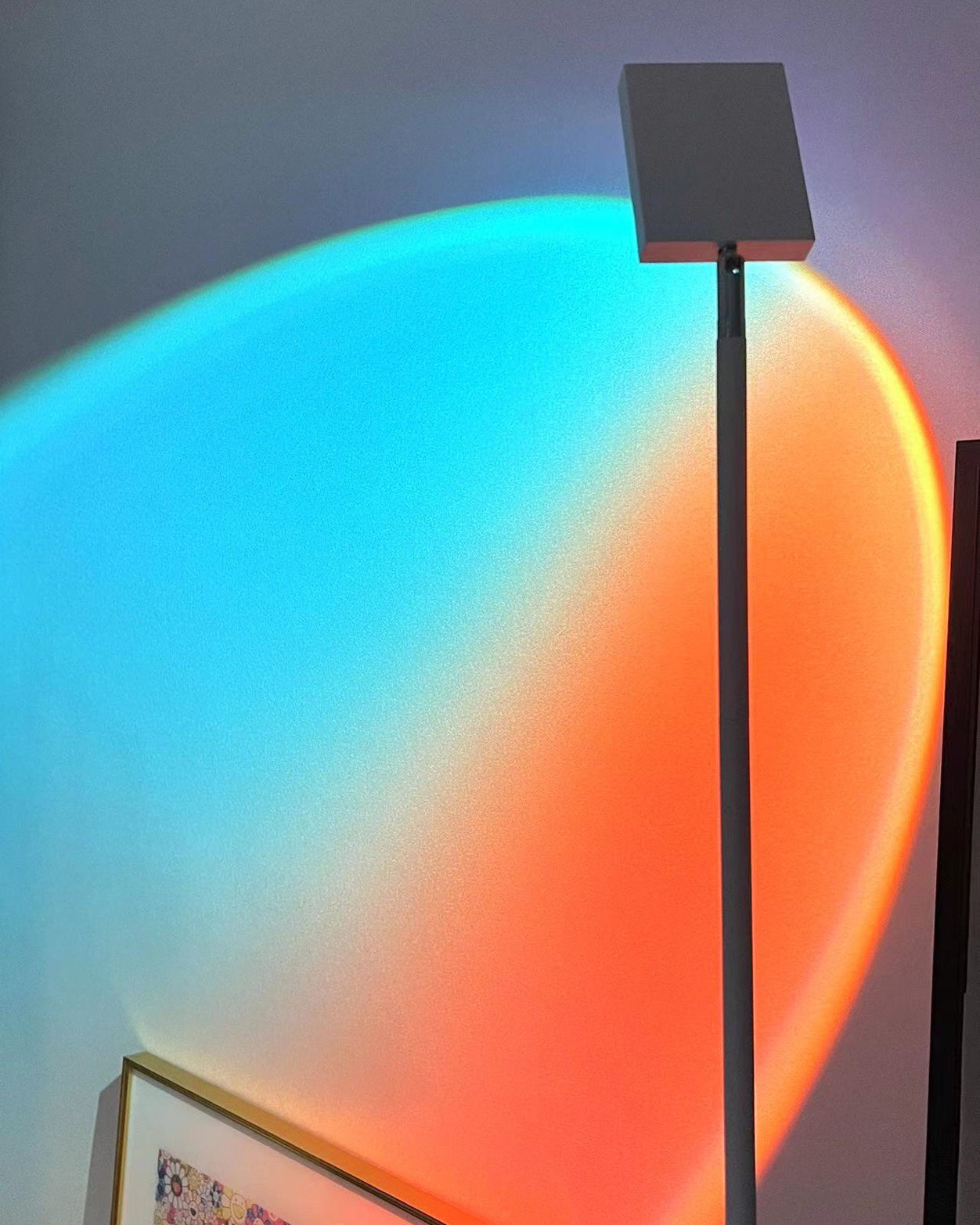 Frendorf | LED Kleurenprojector Vloerlamp | Minimalistisch Halo Licht Effect