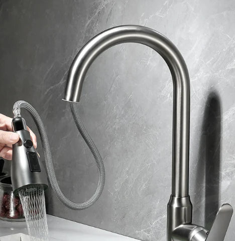SwiftFlow Moderne Kraan Uittrekbare Spuit Sensor