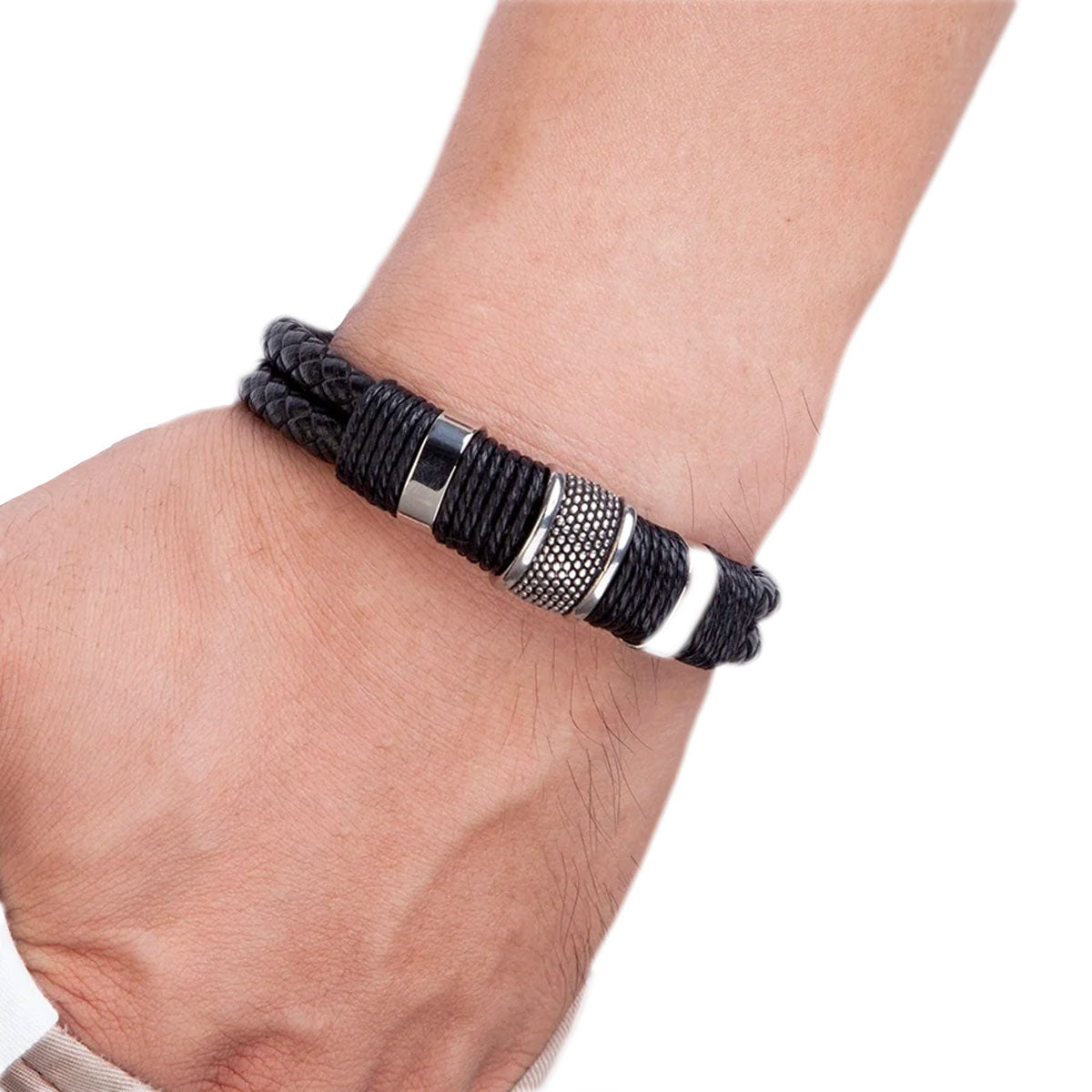 Armband in gevlochten leerstijl