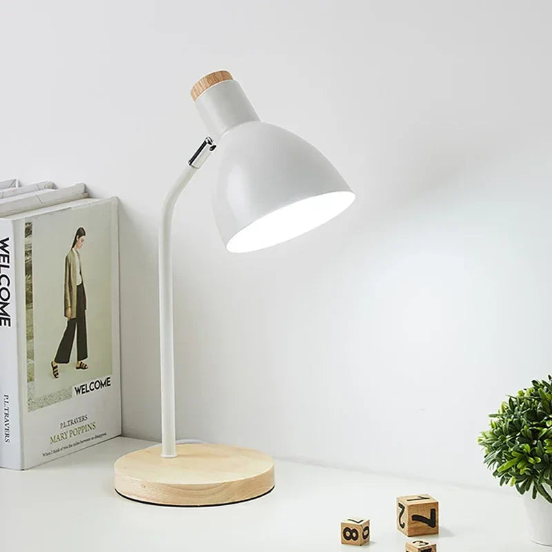 Houten Tafellamp – Creatieve Scandinavische Bureau Lamp van Hout en Metaal