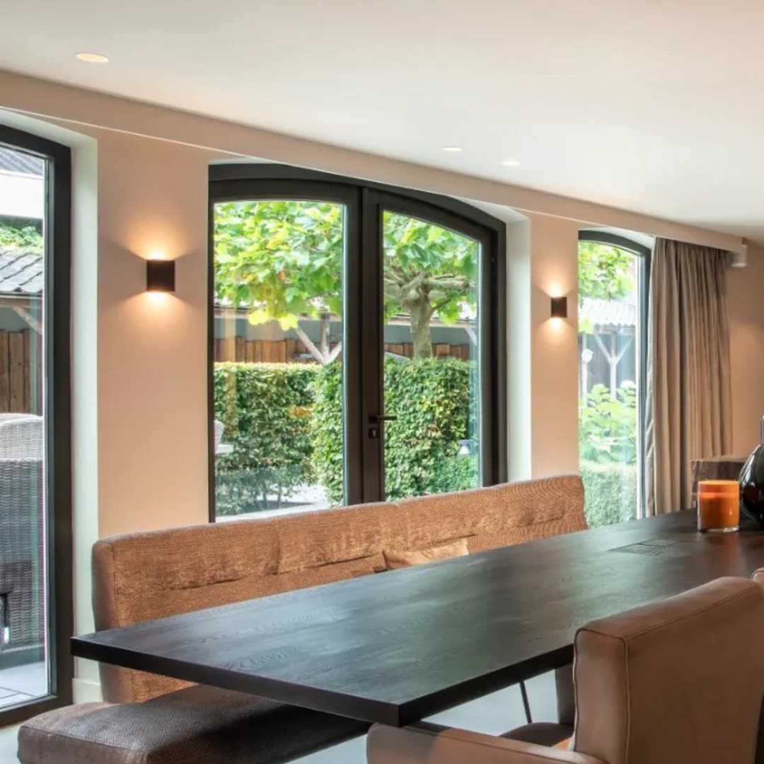 ZenGlow Luxe Wandlamp met Bewegingssensor voor Slimme Verlichting