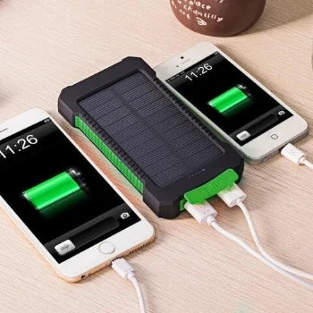 Zonnebatterij 8000mAh - Dubbele USB, Waterdicht, Schokbestendig, LED