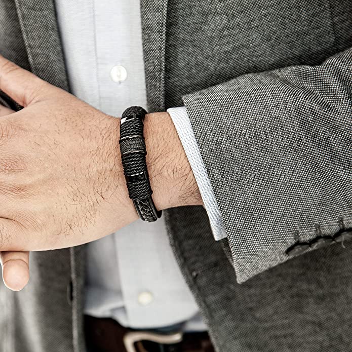Armband in gevlochten leerstijl
