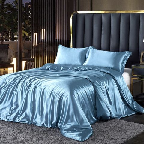 4 stuks superzachte luxe zijden beddengoed set (1 platte lakens + 1 dekbedovertrek + 2 kussenslopen)