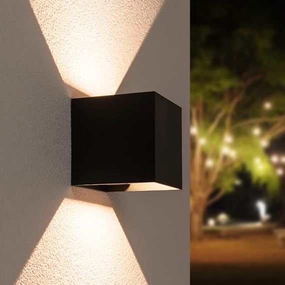 LuxeLumen Waterdichte Wandlamp | Verstelbare stralingshoek voor optimale verlichting