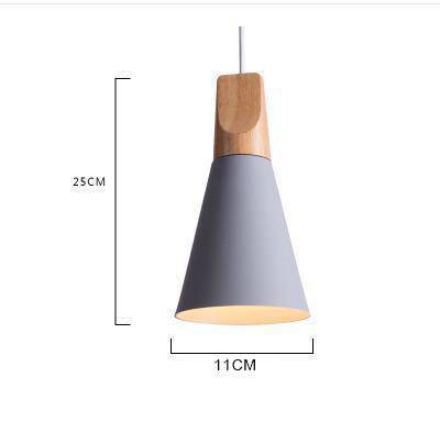 Hanglamp van hout en aluminium in kegelvorm