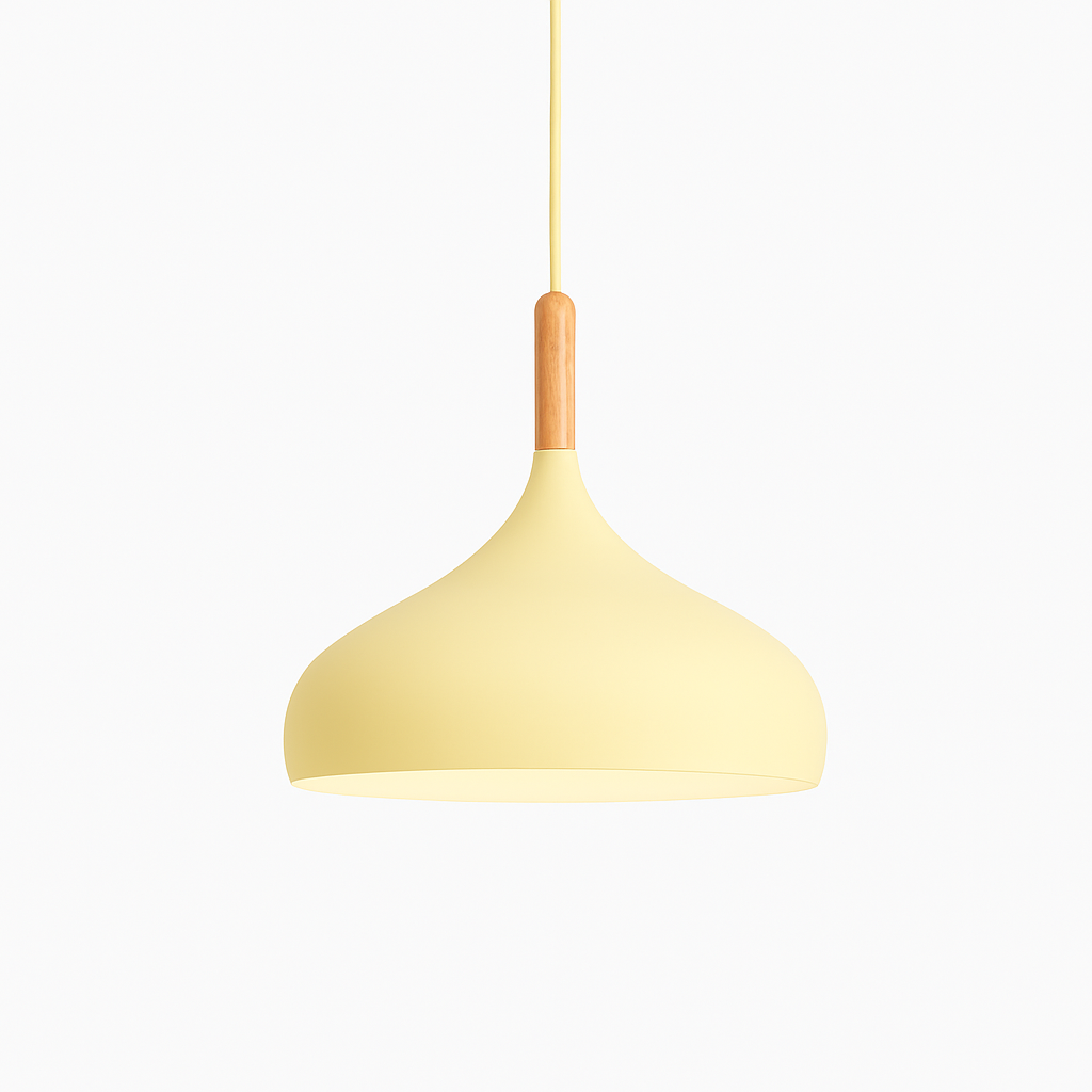 Kleurige metalen LED-hanglamp en houten stok in Nordic-stijl