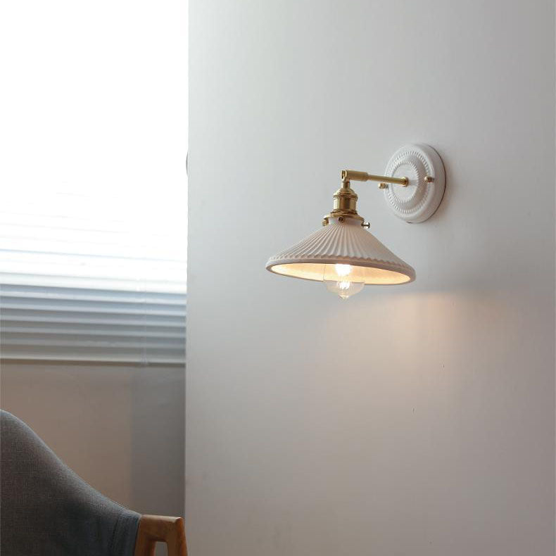 Vintage Japanse Keramiek Messing 1-Licht Wandlamp