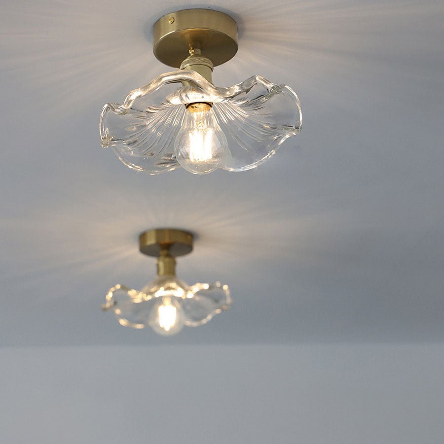 Glazen Plafondlamp in de Vorm van een Hibiscusbloem