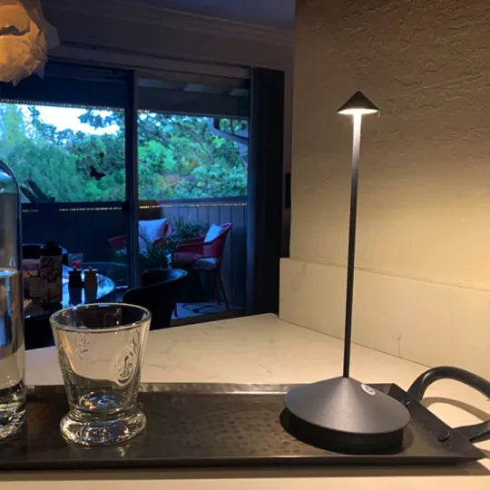 Oplaadbare Draadloze LED-Lamp – Waterdicht & Dimbaar