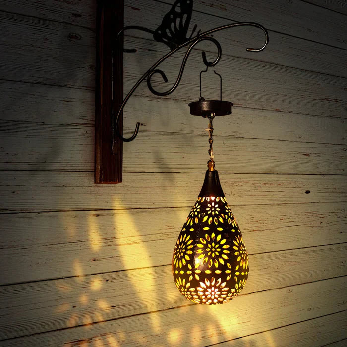 Zonne-energie en weerbestendige tuinlamp