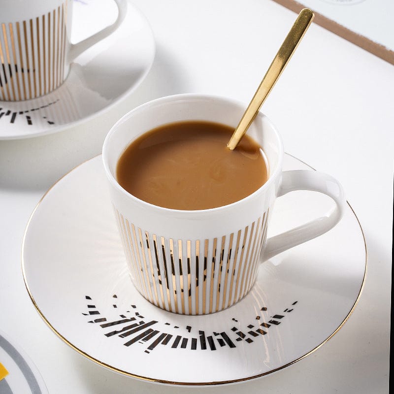 MirrorSip™ Bewegelijke Reflectie Creatieve Koffiemok Spiegel - Nu 50% KORTING!