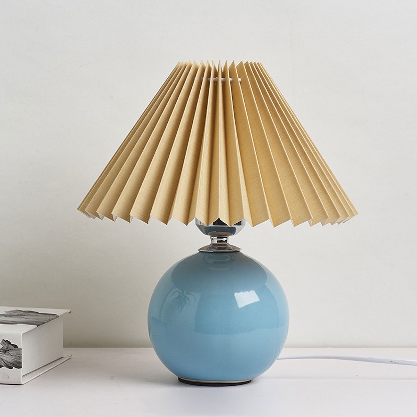 Nordic Ceramic Pleated Table Light | 1-Lamp