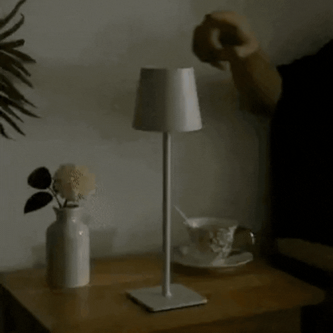 Nordia Light Draadloze Oplaadbare Multifunctionele Tafellamp